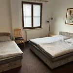 Apartmán K Lanovce 10 *